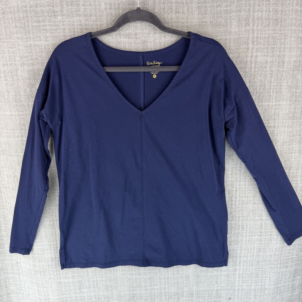 Lilly Pulitzer T-Shirt Womens S Blue V-Neck Long Sleeve Luxletic Stretch